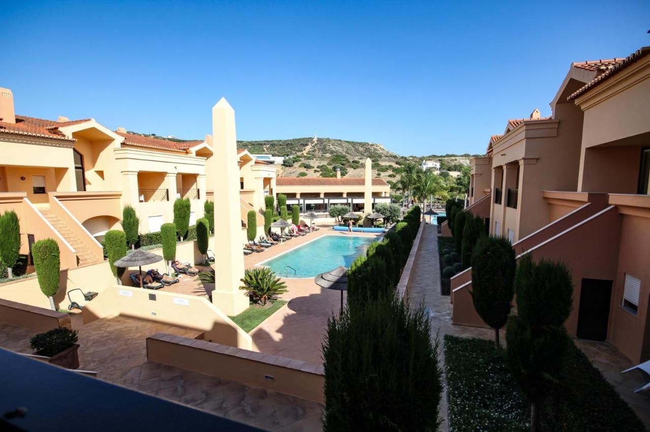 Luxury Apartment - T1 Vue Sur Piscine - Praia Da Luz Exterior photo