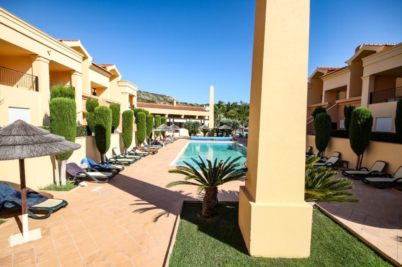 Luxury Apartment - T1 Vue Sur Piscine - Praia Da Luz Exterior photo